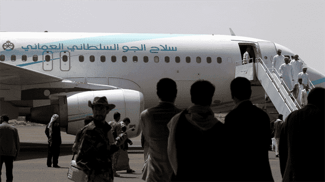 وفد عماني يصل صنعاء لإيصال هذه الرسائل إلى قيادة الحوثي