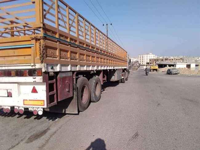 شخص يسرق قاطرة كبيرة من عدن والأمن يضبطه في المكلا.. صور