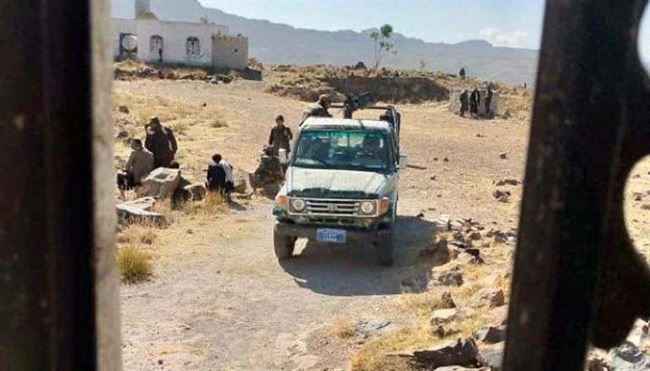 تفتيش جوالات طلاب المدارس ونهب ومداهمات.. الحوثي يستبد في الشمال