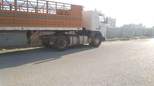 شخص يسرق شاحنة كبيرة من حضرموت.. ويتم ضبطه في عن