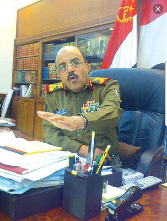 الحوثي يبدأ محاكمات سرية في صنعاء بتهم عقوبتها الإعدام.. أبرز رجال نظام صالح على رأسهم