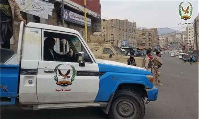 جندي في تعز يقتل زوجته رمياً بالرصاص