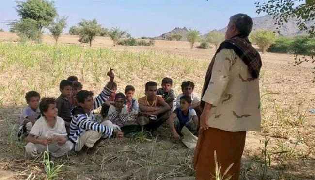 كيف تحول جندي إلى رسول علم غير واقع 300 طفل باليمن
