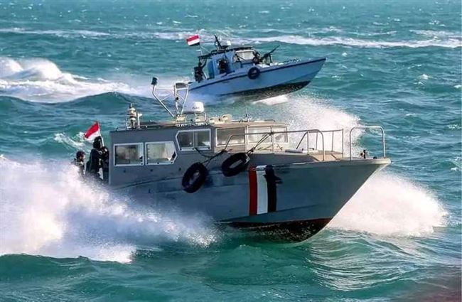 أوامر ايرانية طارئة ومشددة للحوثيين تخص القوات الأمريكية بالبحر الأحمر