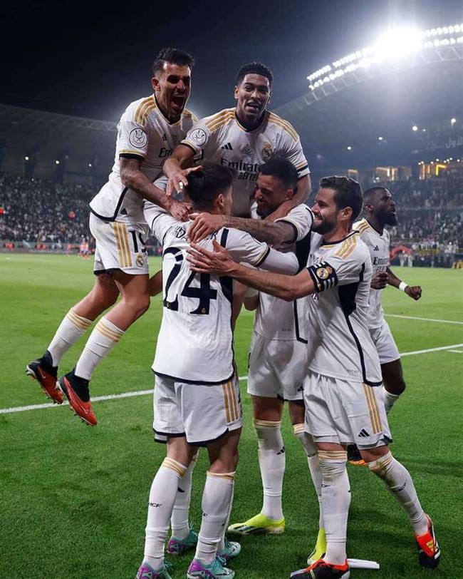 ريال مدريد يسحق أتلتيكو ويعبر لنهائي السوبر الإسباني
