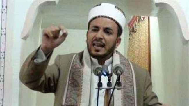 قيادات حوثية تسرب وثائق تفضح قيادي كبير بالجماعة بهدف إقالته