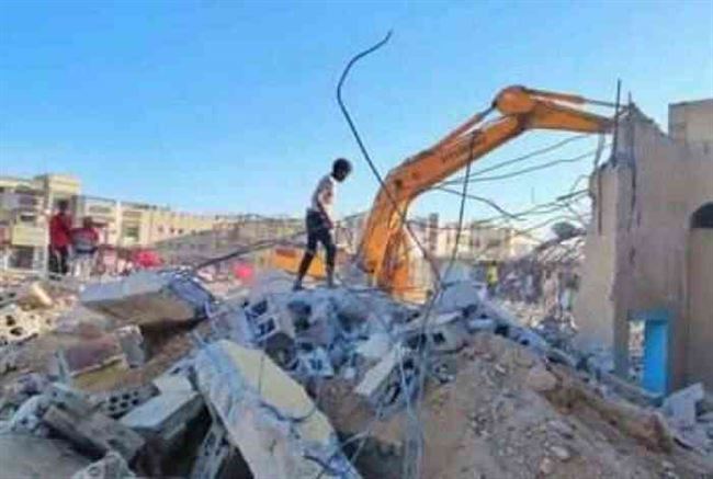 سلطة الإخوان تهدم مسجدا لبناء مركزا تجاريا في شبوة