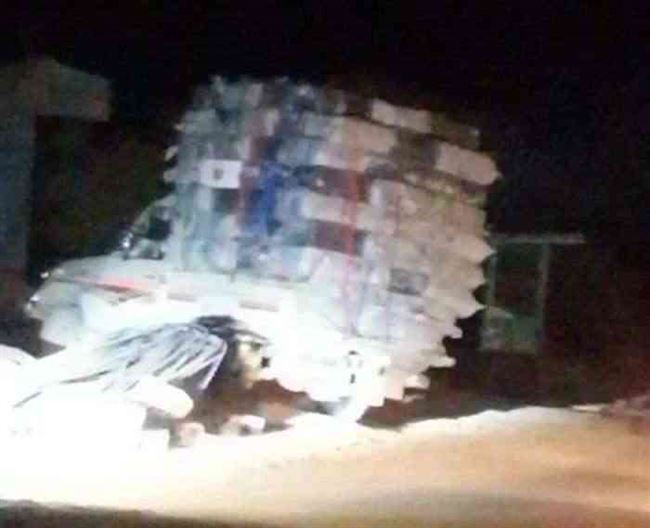 مسلحو الإخوان يرافقون مهربين حوثيين لحمايتهم في ريف تعز