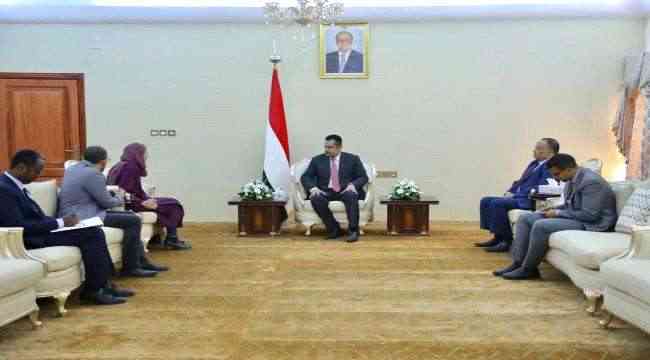 رئيس الحكومة يناقش ملفات هامة مع الصليب الأحمر من ضمنها تبادل الأسرى والمختطفين