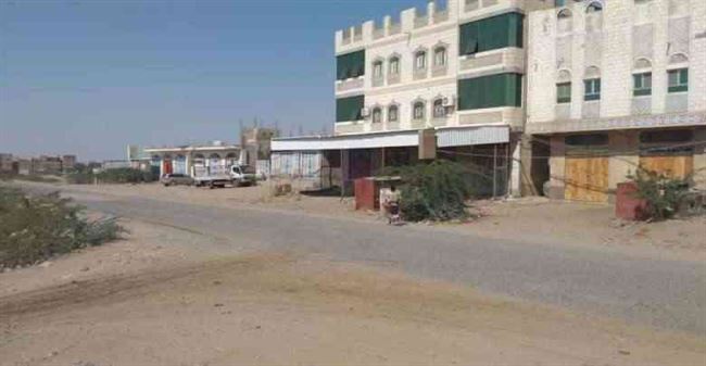 تجدد القصف الحوثي على مدينة حيس بالحديدة