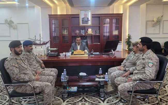 وفد من قوات التحالف يزور المكلا .. ورئيس الوفد يكشف سبب الزيارة