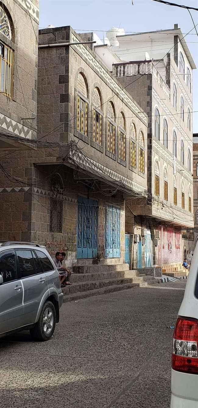موجة حوثية جديدة لنهب عقاراب سكان إب