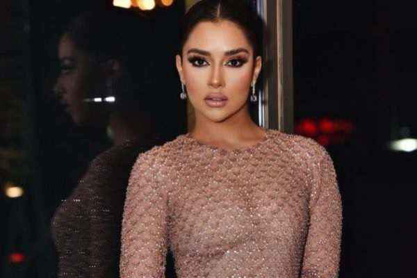 فنانة يمنية مشهورة تتبرع بعائد حفلها بالقرية العالمية لضحايا الزلزال في سوريا