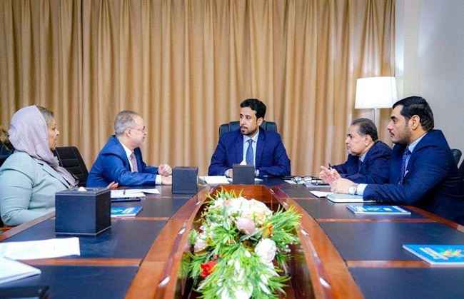الهيئة المساندة لمجلس القيادة الرئاسي تعقد اجتماع في عدن