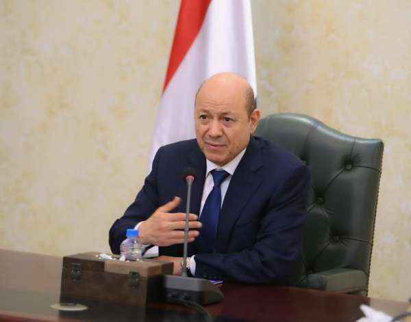 الرئيس العليمي يرسم سيناريو سيطرة الحوثي على اليمن كاملا ويكشف أخطاء ارتكبها التحالف والحكومة