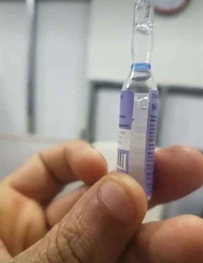 خطر يهدد بقتل سكان صنعاء.. الحوثي يكدس الأسواق بـ"إبرة القبر".. صور