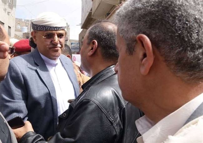 خبيرة قانون تفتح النار على محافظ تعز وتنشر غسيله الأسود.. ماذا كشفت ؟