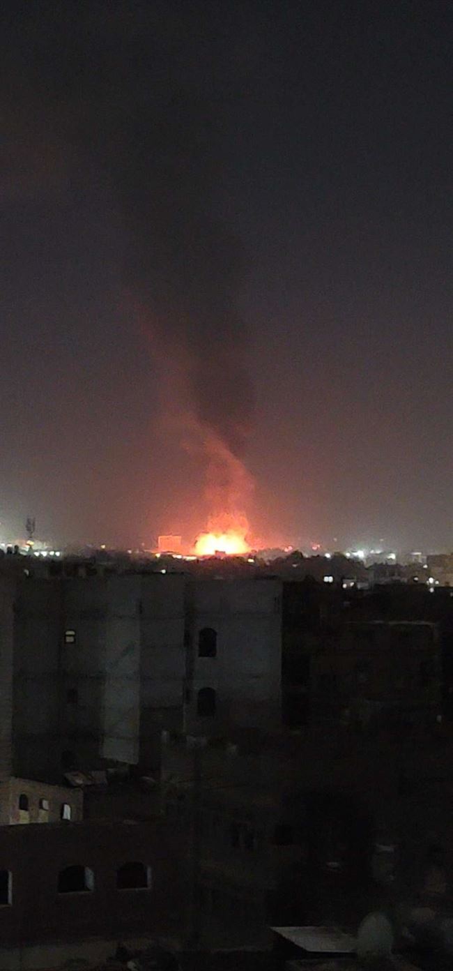 مقاتلات حربية تبدأ عملية عسكرية في صنعاء وتهز الشوارع بانفجارات عنيفة.. فيديو وصور