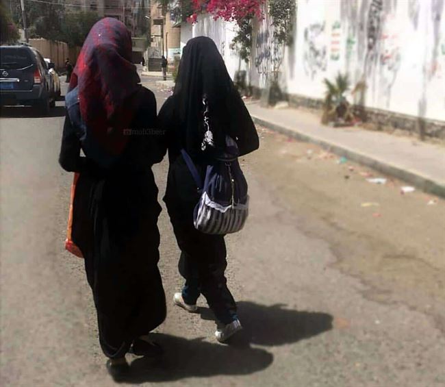 بعد أيام على اختفائها.. العثور على جثة طالبة متعفنة داخل سيارتها بصنعاء