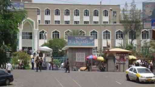 بالوثائق والصور .. قيادات إخوانية تشرف على نهب ديزل كهرباء مستشفى الثورة بهدف إغلاقه