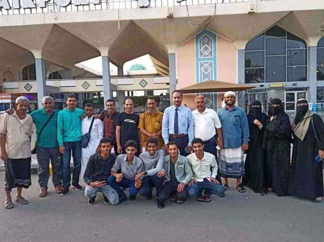 وصول أذكى العرب إلى مطار عدن الدولي.. تكريم طلاب اليمن الفائزين باولمبياد الرياضيات والفيزياء