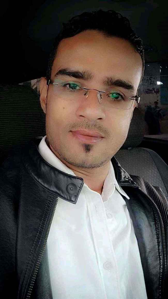 شرطة تعز تغطي فشلها الأمني في اغتيال الصحفي.. وناشط يفضحهم على الملأ عقب خروجه من السجن (شاهد)