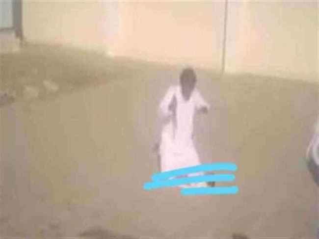 لا يصدق تفاصيلها.. مواطن يذبح طفله ويقدمه قربان أمام منزل في الجوبة
