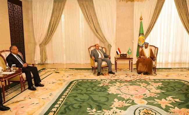 البركاني وبن دغر يبلغان مجلس التعاون الخليجي رسالة هامة قبيل انطلاق مشاورات الرياض