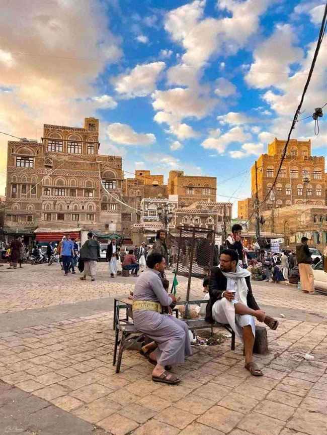 خروج أول 3 شخصيات كبيرة من صنعاء للمشاركة في حوار الرياض.. اختطفهم الحوثي عند وصولهم إب