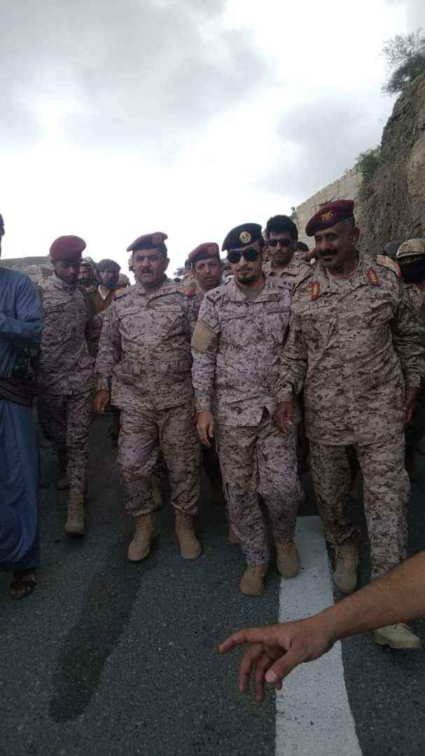 قصف حوثي يستهدف مواقع عسكرية زارها وفد عسكري من التحالف العربي