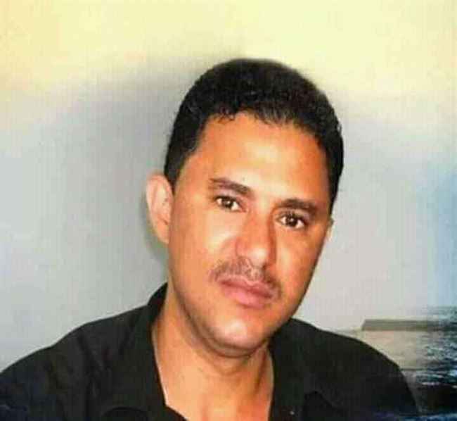 قيادي حوثي يعتدي بالضرب الوحشي على ناشط مدني كشف فضائح جماعته بمدينة اب