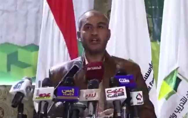 وجبة الغداء دخيلة والدواء مصنوع من النفط.. غضب يمني واسع من خرافات الحوثي