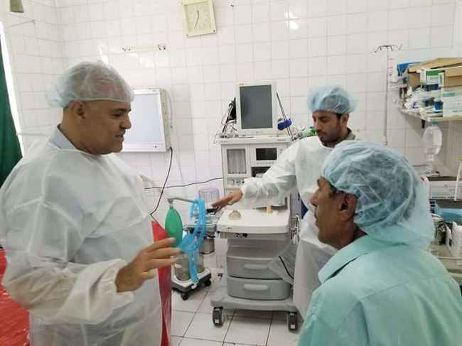 شمسان يزور مستشفيات العسكري والمظفر والأمراض النفسية بتعز