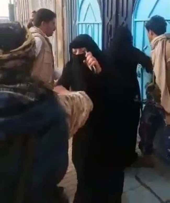 المركز الأمريكي يؤكد تعرض الآلاف اليمنيات في سجون الحوثي للاعتداء الجنسي والتعذيب