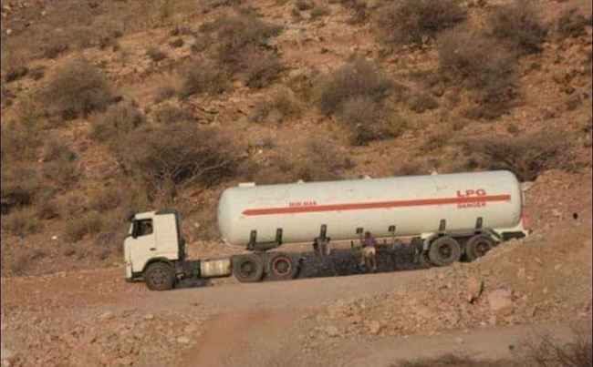 الحوثي يخسر ورقة ابتزاز تعز والمجلس الرئاسي يشدد على إصلاحات مالية صارمة