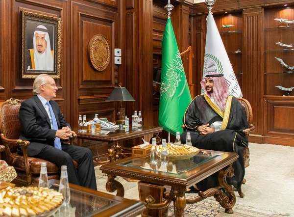صحيفة عربية تكشف عن تحرك أميركي لوضع اللمسات الأخيرة على اتفاق منتظر في اليمن