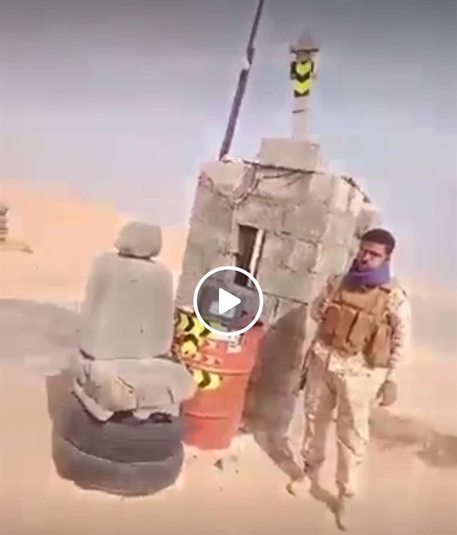 بالفيديو وعلم اليمن.. نقاط تفتيش الإخوان بعد منفذ الوديعة تفرض 50 ألف ريال على كل شاحنة