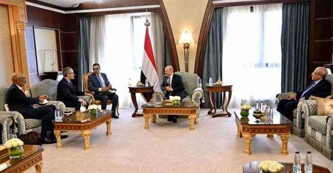 تفاصيل لقاء رئيس المجلس الرئاسي بـ"جبرائيل"