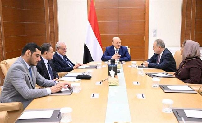 لتحقيق المصالحة الشاملة.. المجلس الرئاسي يعقد اجتماع هام مع هيئة التشاور وهذه تفاصيله