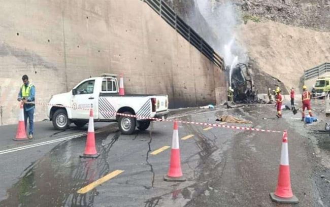 معظمهم يمنيون.. مجزرة سير مروعة ضحيتها 49 معمتر في السعودية