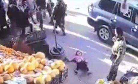 قيادي حوثي يعتدي على طفل بعمر 5 سنوات بوحشية في صنعاء