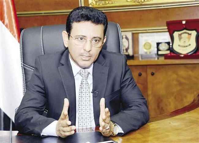 مصر تهدد بطرد السفير اليمني من القاهرة.. مصادر تكشف حقيقة الاجراءات المصرية المشددة