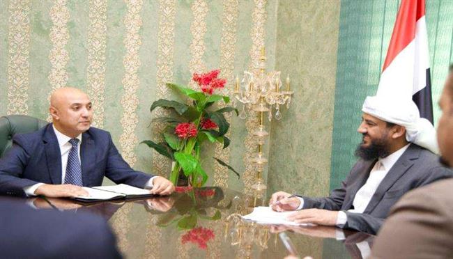 الرئاسي يتحرك لدعم الاتصالات لإنهاء هيمنة الحوثي