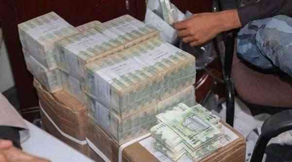 الريال يحقق مكاسب جديدة أمام العملات الأجنبية في عد ويستقر في صنعاء.. تعرف على أسعار الصرف اليوم