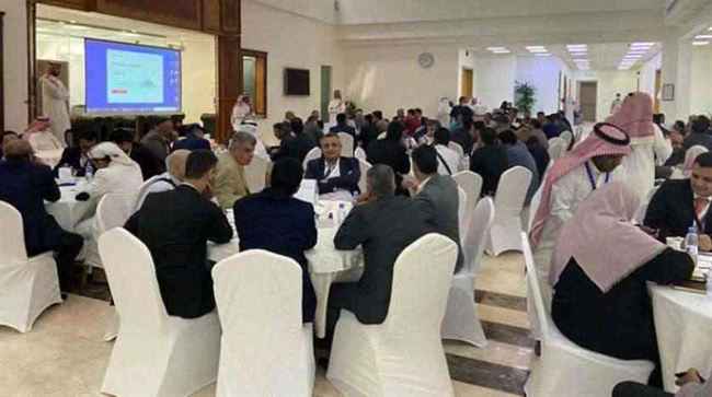 جريدة سعودية تكشف تفاصيل خلافات حول مجلس رئاسي وأخرى عن المرجعيات الثلاث.. حسمت الأنباء