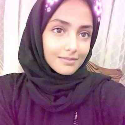 توجان البخيتي تعلن التوبة إلى الله والاقلاع عن المعاصي وتسأل: هل يجوز العيش مع أبي وهو يشرب الخمر (ولعت المواقع)