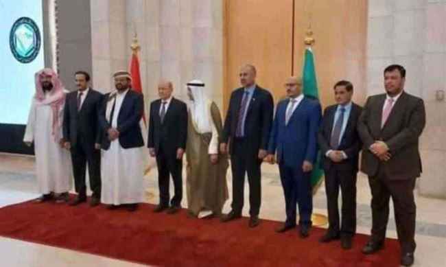 الكشف عن خطوات هامة للمجلس الرئاسي في الأيام القادمة
