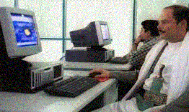 شركة إنترنت كبيرة في عدن تجبر المواطنين على الاعتماد على الحوثيين.. كشف حقائق صادمة