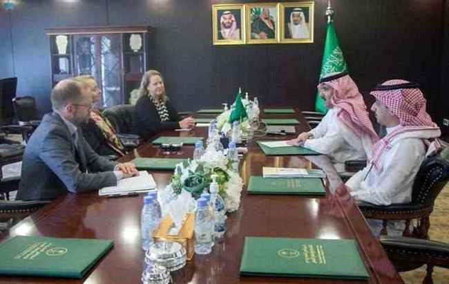 انجاح المجلس الرئاسي والهدنة على طاولة مباحثات سعودية أميركية