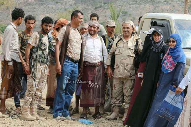 نجل قائد محور تعز يفجر اشتباكات عنيفة مع قيادي إخواني وتعزيزات تصل إلى الطرفين